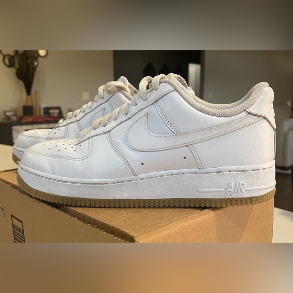 Nike Air Force 1 ‘07 (Men’s Size 8.5) - Picture 4 of 7